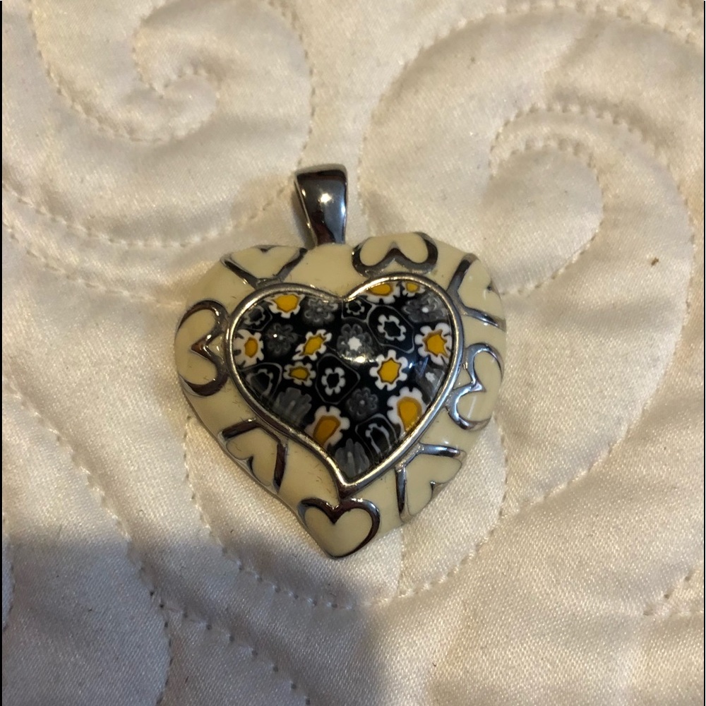 Endforce heart charm